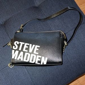 Steve Madden black purse